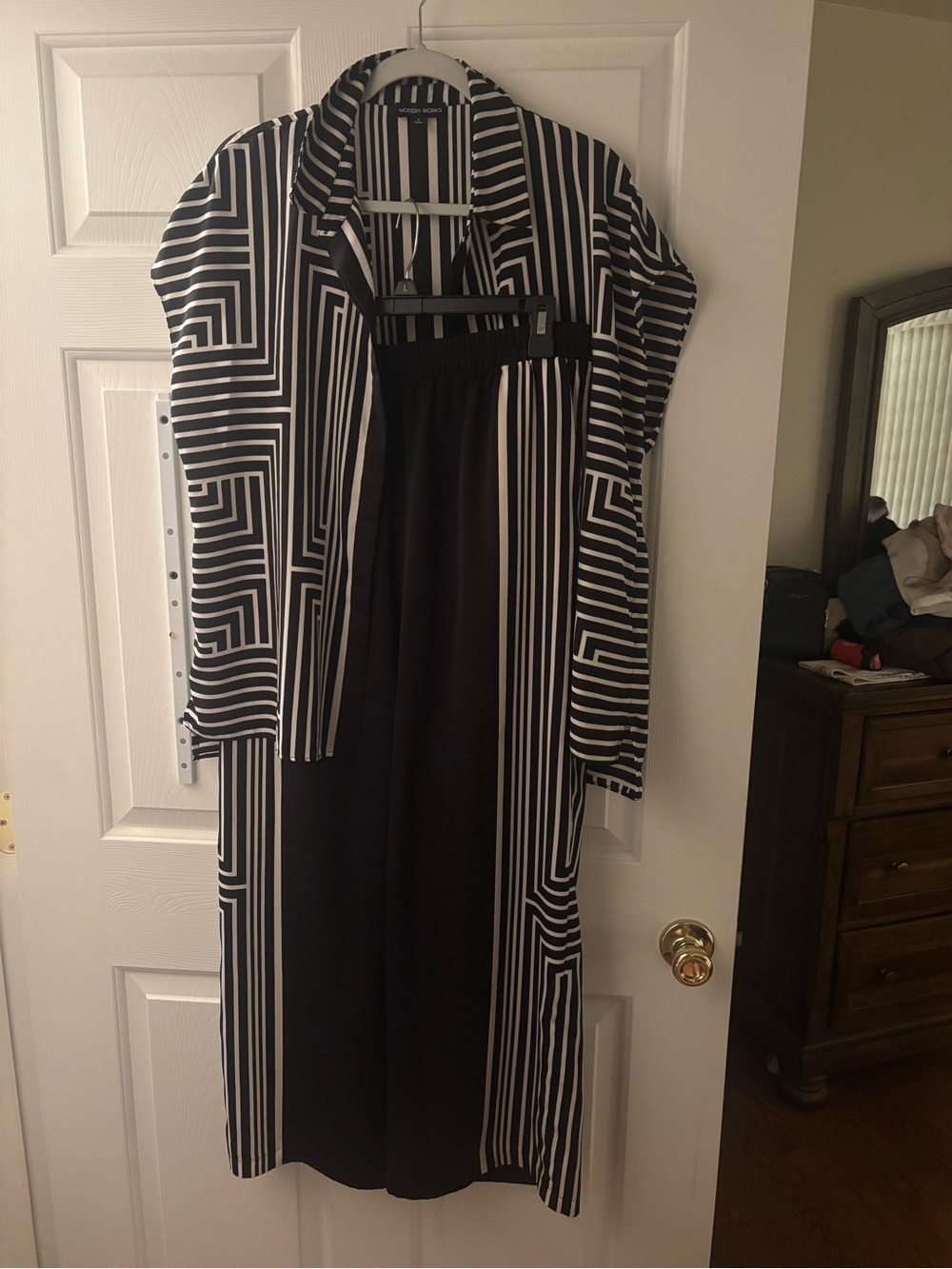 Black & White Striped Women's Light weight suit
